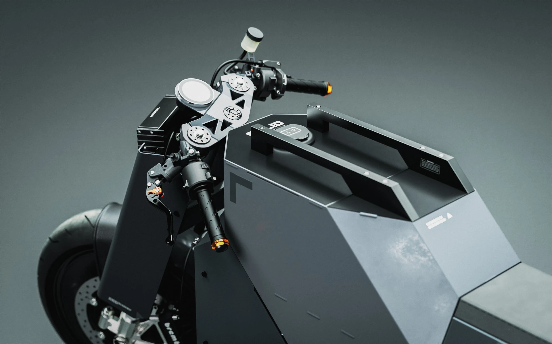 SOLID CRS-01 tank detail